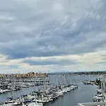 Apartment Port Dauphin 92, Mezzanine Climatise, Vue Centre Port *