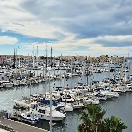 Port Dauphin 92, Mezzanine Climatisé, Vue Centre Port Agde