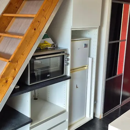 Port Dauphin 92, Mezzanine Climatise, Vue Centre Port *