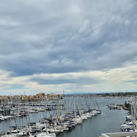 Apartment Port Dauphin 92, Mezzanine Climatise, Vue Centre Port *