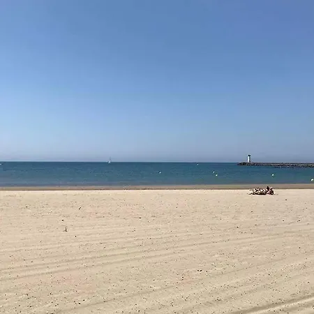 Apartment Port Dauphin 92, Mezzanine Climatise, Vue Centre Port