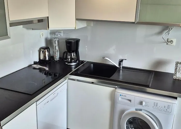 Port Dauphin 92, Mezzanine Climatise, Vue Centre Port Agde