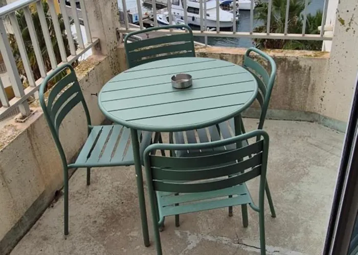 Apartment Port Dauphin 92, Mezzanine Climatise, Vue Centre Port Agde